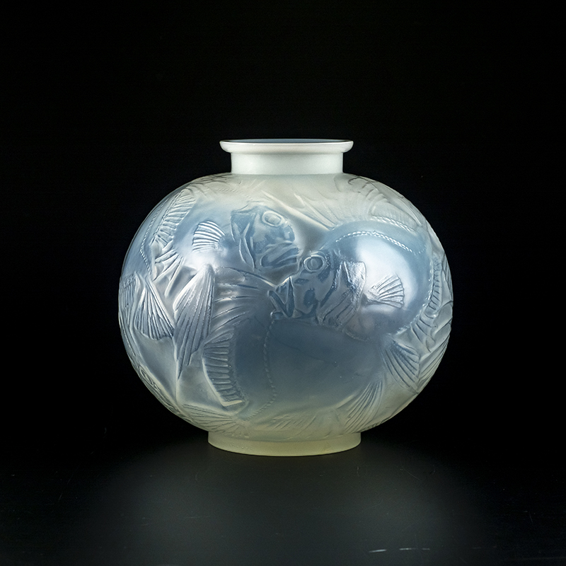 KUROKABE】René Lalique Vase POISSONS 花器：魚 | KUROKABE | 黒 