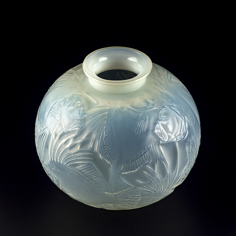 Kurokabe Ren 233 Lalique Vase Poissons花瓶 鱼 Kurokabe 黑壁公式网店 滋贺县长滨市玻璃的市镇 黑 壁广场