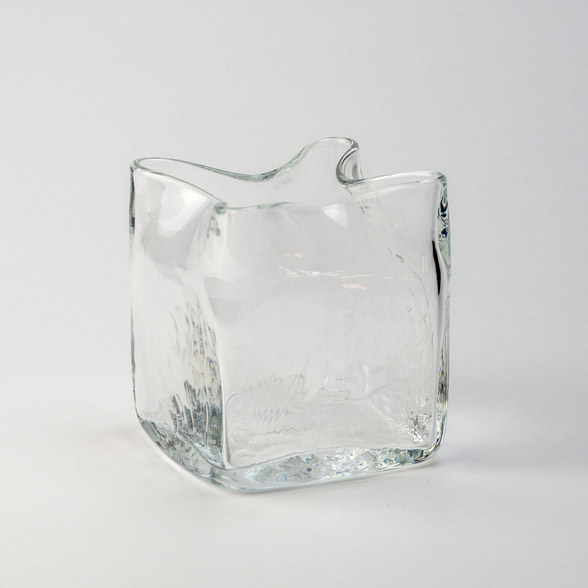 STUDIO】スクエア花器 | KUROKABE | 黒壁公式オンラインショップ