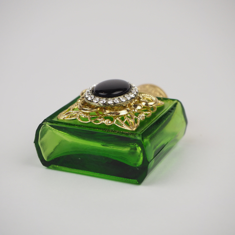 KUROKABE】チェコ製香水瓶463323 | KUROKABE | 黒壁公式オンライン